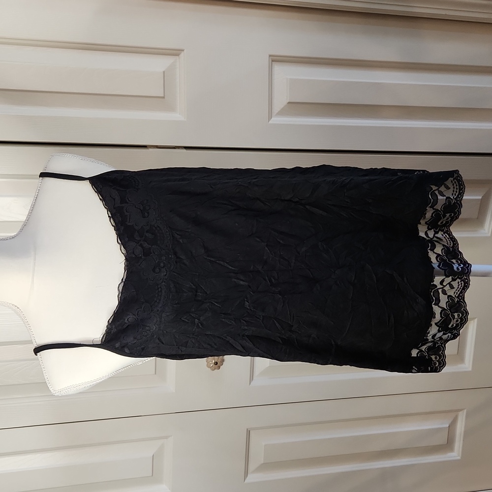Coco and Carmen,  NWT,  Women's Top/Camisole,  Size Large/XL,  Black